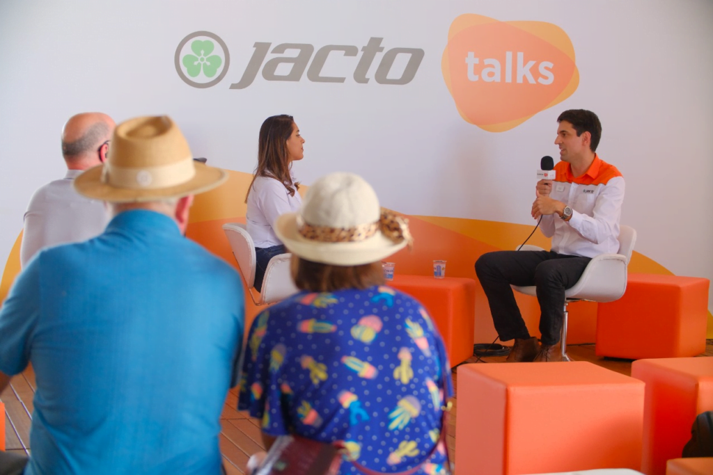 Minuto Jacto discute a forma correta de fazer adubação 1 wp header logo 230